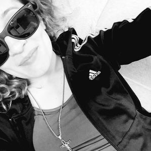 Meet your Posher, Tori